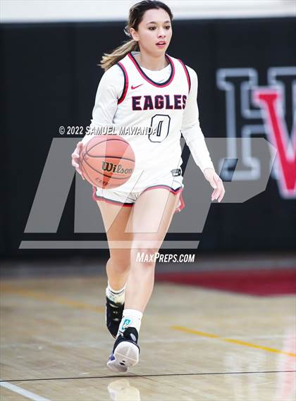 Thumbnail 1 in Brentwood School vs  Chaminade (Harvard-Westlake Invitational Classic) photogallery.