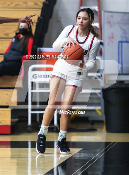 Thumbnail 1 in Brentwood School vs  Chaminade (Harvard-Westlake Invitational Classic) photogallery.