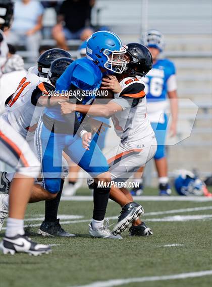 Thumbnail 2 in FR: Huntington Beach @ La Habra photogallery.