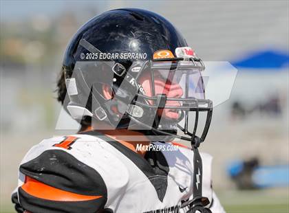 Thumbnail 2 in FR: Huntington Beach @ La Habra photogallery.