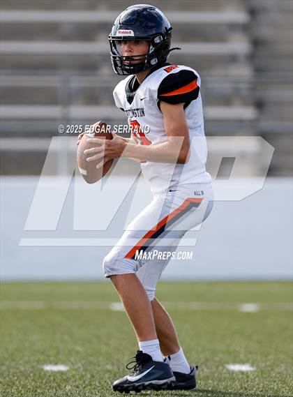 Thumbnail 3 in FR: Huntington Beach @ La Habra photogallery.