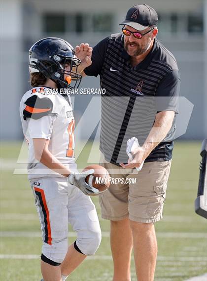 Thumbnail 1 in FR: Huntington Beach @ La Habra photogallery.