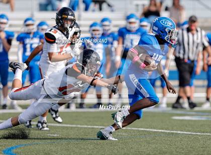 Thumbnail 3 in FR: Huntington Beach @ La Habra photogallery.