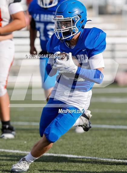 Thumbnail 1 in FR: Huntington Beach @ La Habra photogallery.