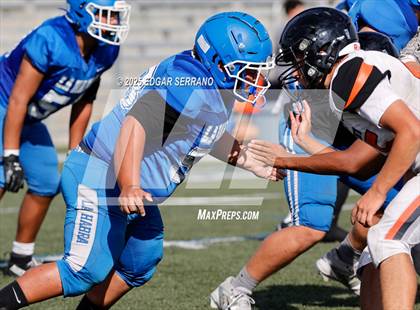 Thumbnail 1 in FR: Huntington Beach @ La Habra photogallery.