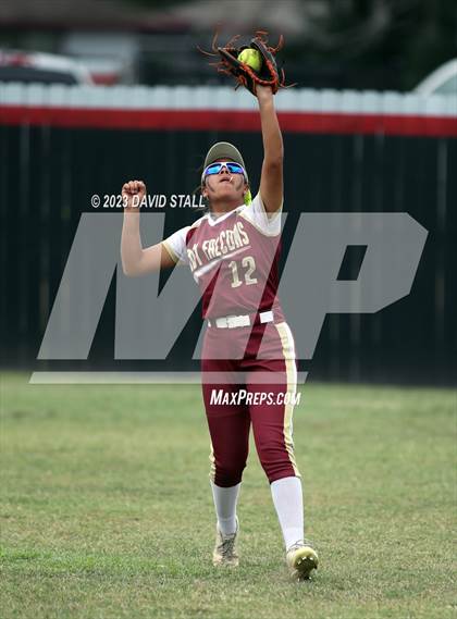 Thumbnail 2 in Los Fresnos @ Rivera photogallery.