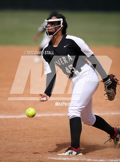 Thumbnail 1 in Los Fresnos @ Rivera photogallery.