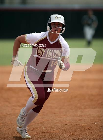 Thumbnail 3 in Los Fresnos @ Rivera photogallery.