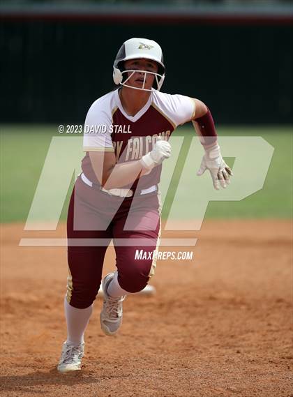 Thumbnail 1 in Los Fresnos @ Rivera photogallery.