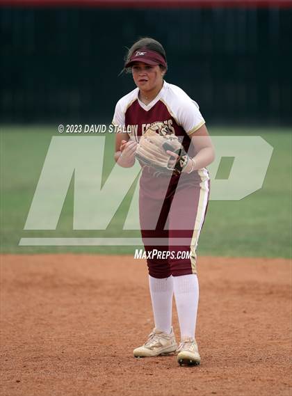 Thumbnail 3 in Los Fresnos @ Rivera photogallery.