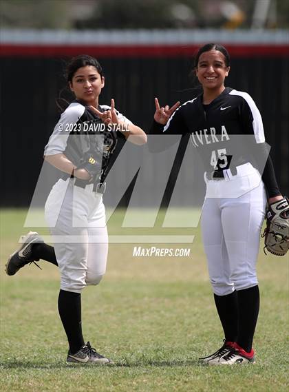 Thumbnail 3 in Los Fresnos @ Rivera photogallery.