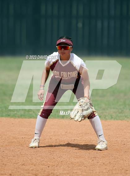 Thumbnail 1 in Los Fresnos @ Rivera photogallery.