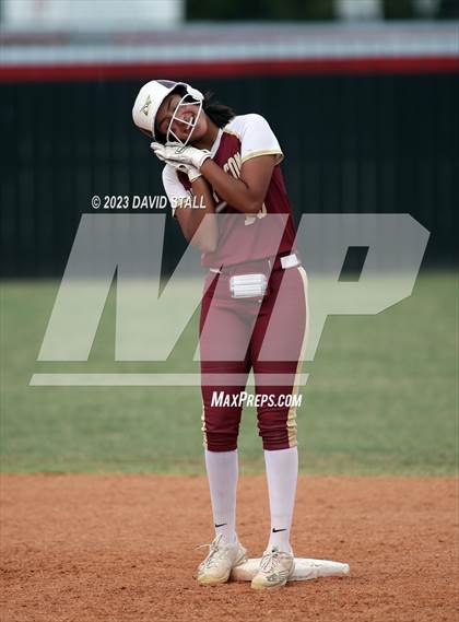 Thumbnail 2 in Los Fresnos @ Rivera photogallery.