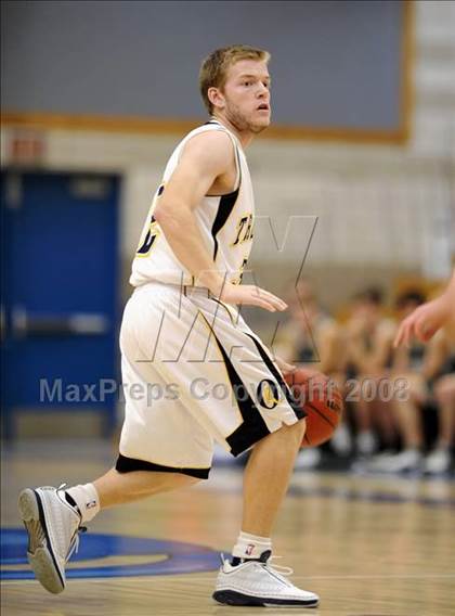 Thumbnail 2 in Oak Ridge vs. Palo Alto (Rocklin Holiday Tournament) photogallery.