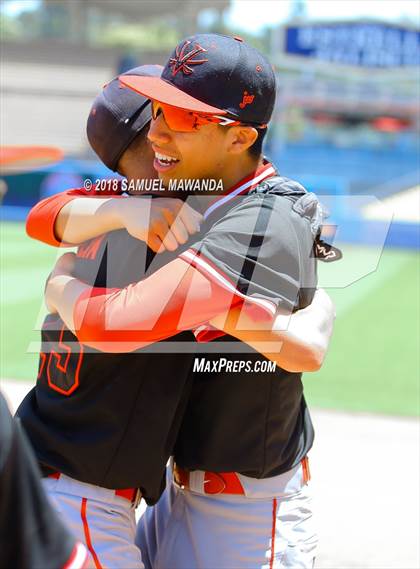 Thumbnail 3 in Carson vs Verdugo (CIF LACS D1 Final) photogallery.