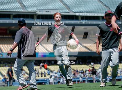 Thumbnail 2 in Carson vs Verdugo (CIF LACS D1 Final) photogallery.