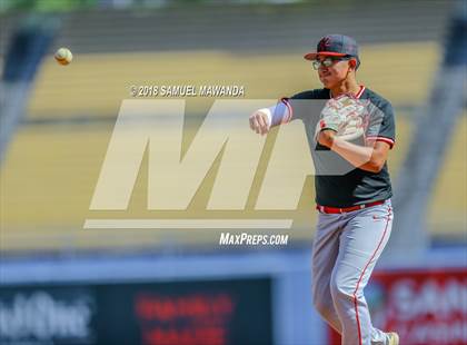 Thumbnail 3 in Carson vs Verdugo (CIF LACS D1 Final) photogallery.