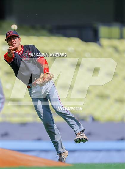 Thumbnail 2 in Carson vs Verdugo (CIF LACS D1 Final) photogallery.