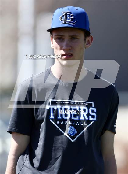 Thumbnail 3 in Centaurus @ La Grande (Coach Bob National Invitational) photogallery.