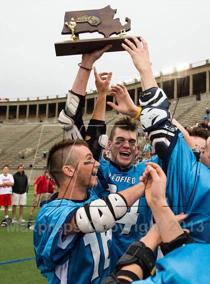 Thumbnail 3 in Medfield vs Hingham (MIAA D2 East Final) photogallery.