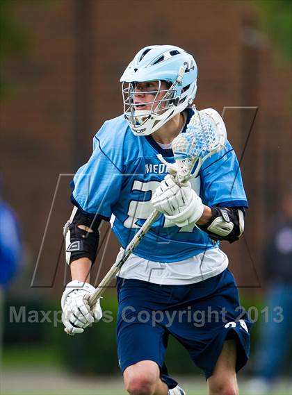 Thumbnail 3 in Medfield vs Hingham (MIAA D2 East Final) photogallery.