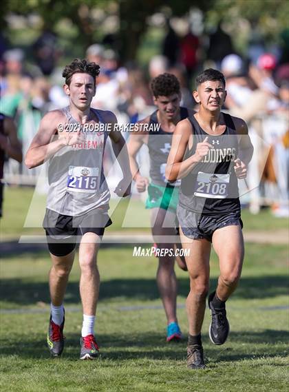 Thumbnail 3 in UIL Cross Country 4A Finals (5K) photogallery.