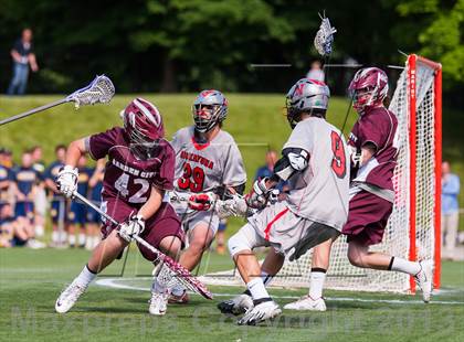 Thumbnail 2 in Niskayuna v Garden City (NYPHSAA Class B Semifinal) photogallery.