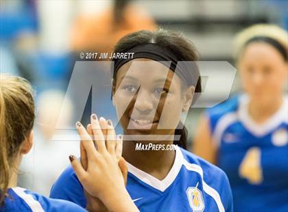 Thumbnail 2 in Oxford vs. Southaven photogallery.
