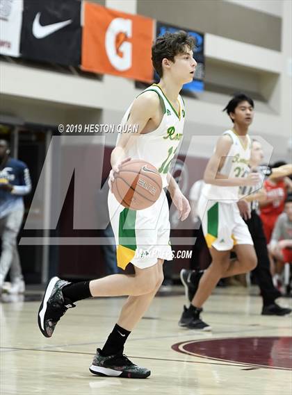 Thumbnail 3 in Mater Dei vs. Roosevelt (Rancho Mirage Holiday Invitational) photogallery.