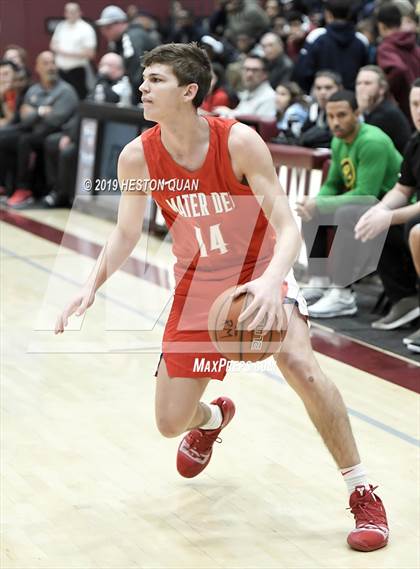 Thumbnail 3 in Mater Dei vs. Roosevelt (Rancho Mirage Holiday Invitational) photogallery.