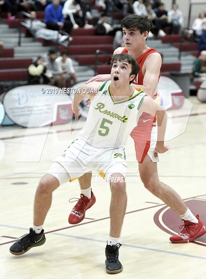 Thumbnail 1 in Mater Dei vs. Roosevelt (Rancho Mirage Holiday Invitational) photogallery.