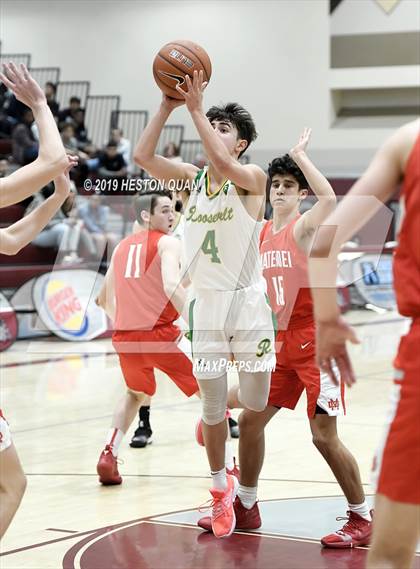 Thumbnail 2 in Mater Dei vs. Roosevelt (Rancho Mirage Holiday Invitational) photogallery.