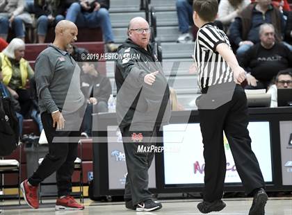 Thumbnail 3 in Mater Dei vs. Roosevelt (Rancho Mirage Holiday Invitational) photogallery.