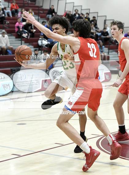 Thumbnail 2 in Mater Dei vs. Roosevelt (Rancho Mirage Holiday Invitational) photogallery.