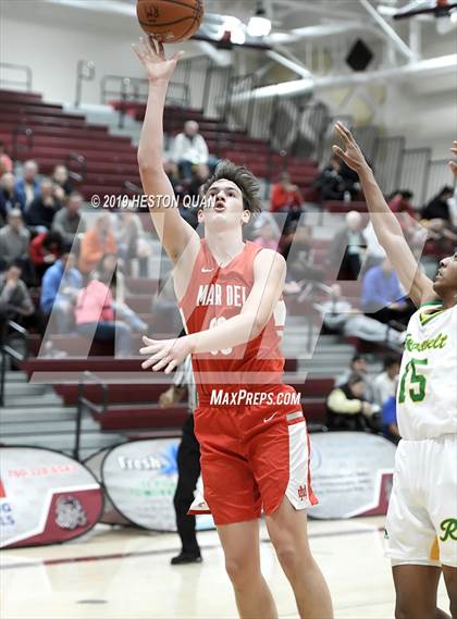 Thumbnail 1 in Mater Dei vs. Roosevelt (Rancho Mirage Holiday Invitational) photogallery.