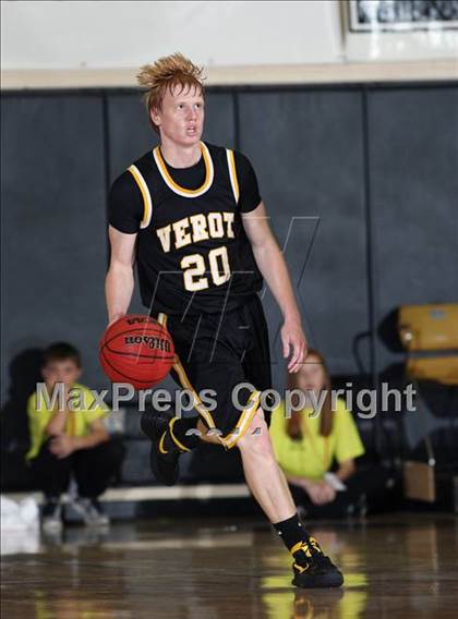 Thumbnail 3 in Bishop Verot vs. Gil St. Bernards (City of Palms Classic) photogallery.