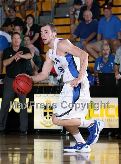 Thumbnail 2 in Bishop Verot vs. Gil St. Bernards (City of Palms Classic) photogallery.