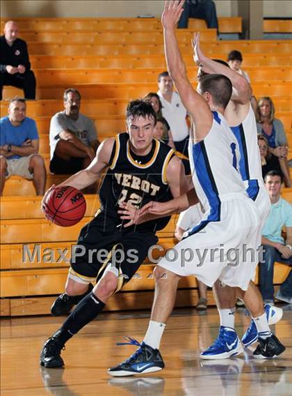 Thumbnail 2 in Bishop Verot vs. Gil St. Bernards (City of Palms Classic) photogallery.