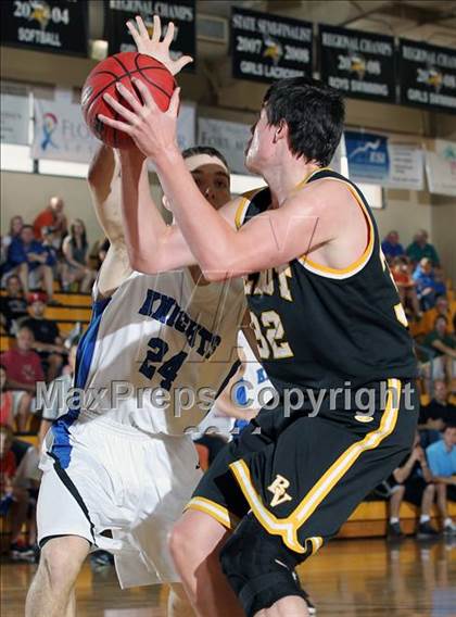 Thumbnail 2 in Bishop Verot vs. Gil St. Bernards (City of Palms Classic) photogallery.