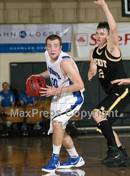 Thumbnail 1 in Bishop Verot vs. Gil St. Bernards (City of Palms Classic) photogallery.