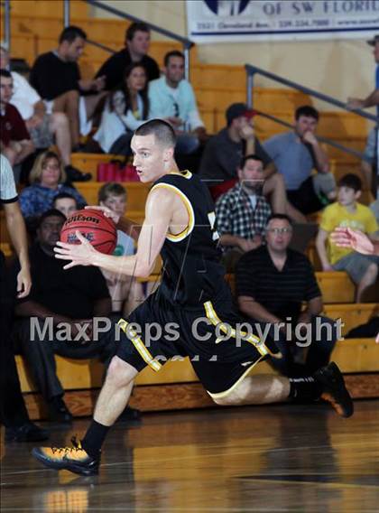 Thumbnail 3 in Bishop Verot vs. Gil St. Bernards (City of Palms Classic) photogallery.