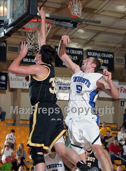 Thumbnail 2 in Bishop Verot vs. Gil St. Bernards (City of Palms Classic) photogallery.