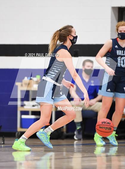 Thumbnail 2 in Valor Christian @ Highlands Ranch photogallery.