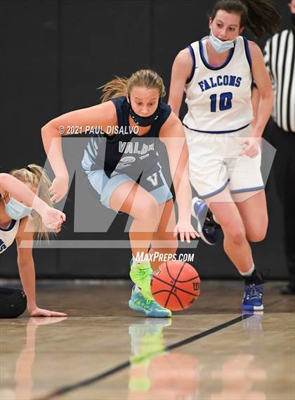 Thumbnail 3 in Valor Christian @ Highlands Ranch photogallery.