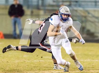 Thumbnail 1 in Pomona vs. Poudre (CHSAA 5A First Round) photogallery.