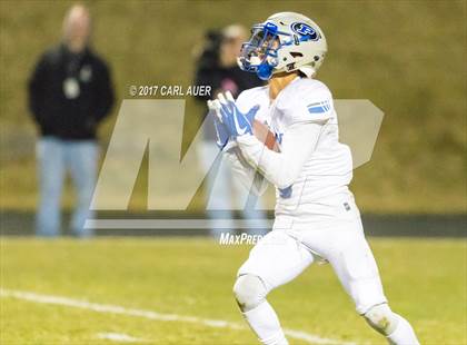 Thumbnail 2 in Pomona vs. Poudre (CHSAA 5A First Round) photogallery.