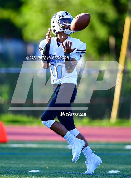 Thumbnail 1 in Mahwah @ Kinnelon photogallery.