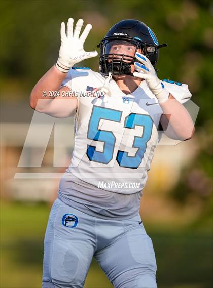 Thumbnail 3 in Oceanside Collegiate Academy @ Irmo photogallery.