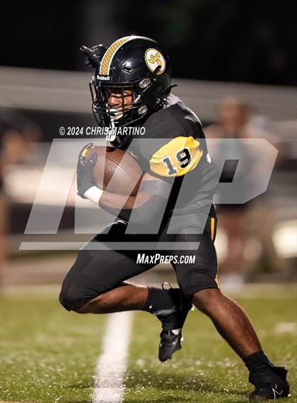 Thumbnail 2 in Oceanside Collegiate Academy @ Irmo photogallery.