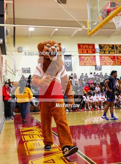 Thumbnail 3 in Fairfax vs. Crenshaw photogallery.